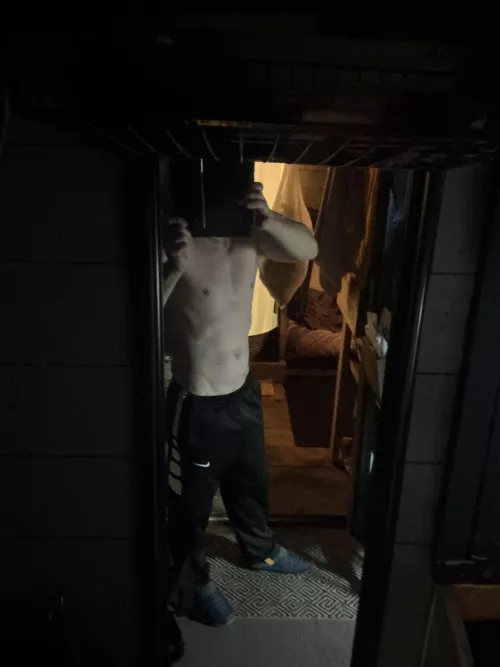 M4F looking to have some fun? Hmu