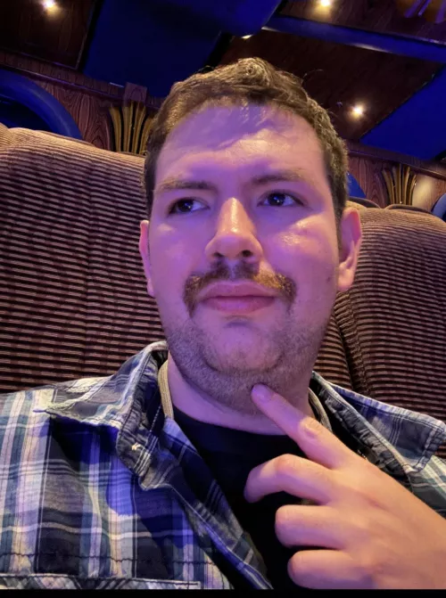 [M4F] or [M4MF] 35 OTS Now Carnival Breeze 11/18 - 11/23