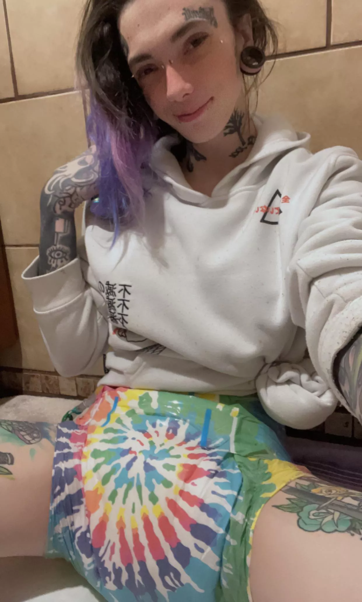 Mommy Says It’s enema Time! Wonder How Much This Will Hold! 💦✨