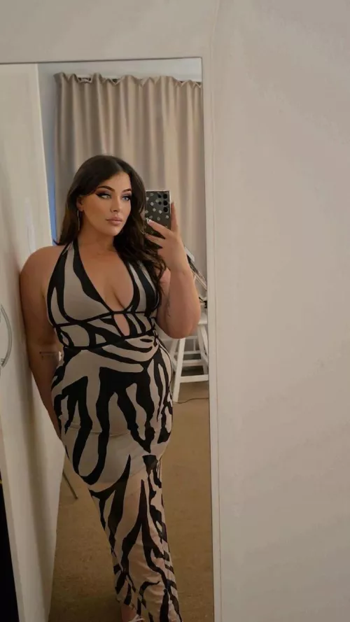 Need you pressed up against me in bed 💋