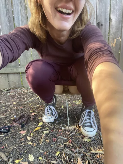 Next time you see a random puddle while you’re out.. it could be my pee 