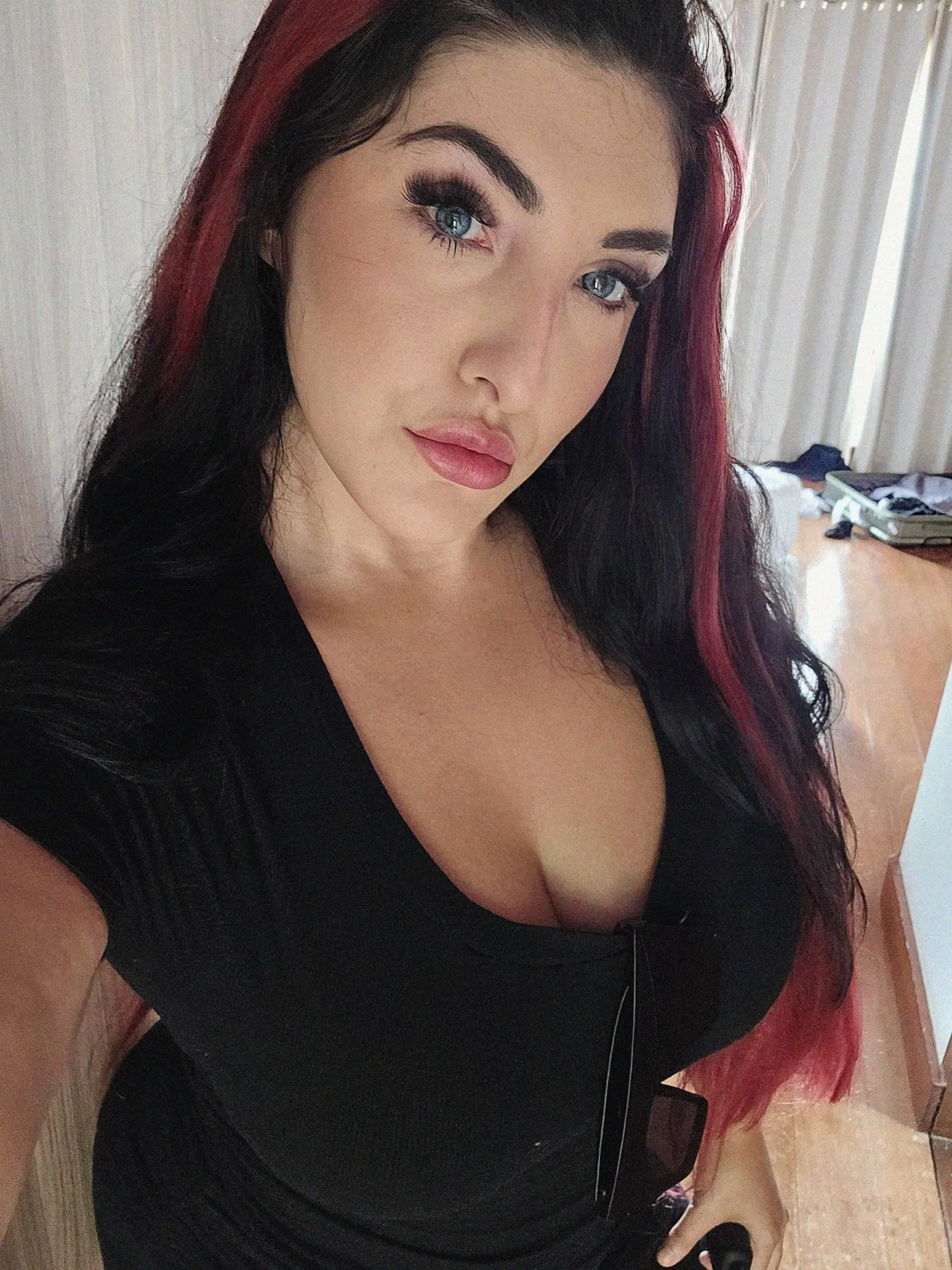 nothing planned today, im up for anything, i can join u if u want me to