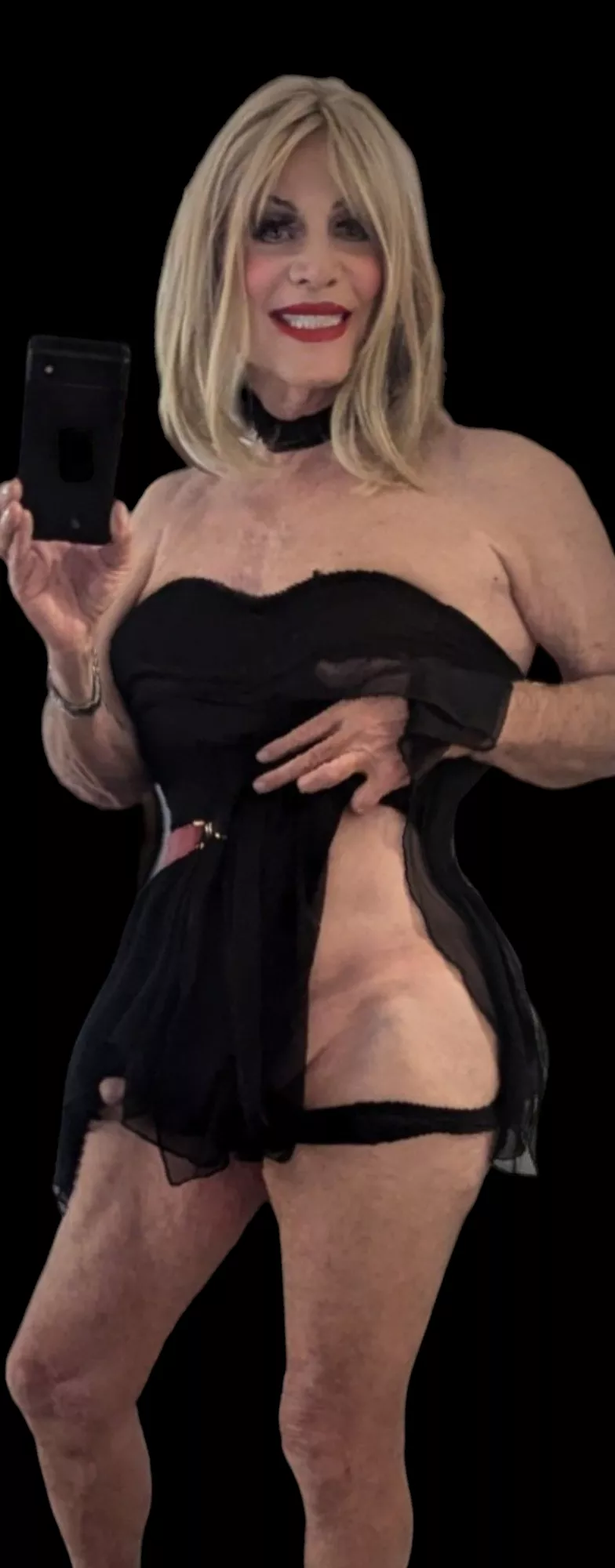 Southeastern Mass crossdresser will travel for play time, cock or other crossdressers.