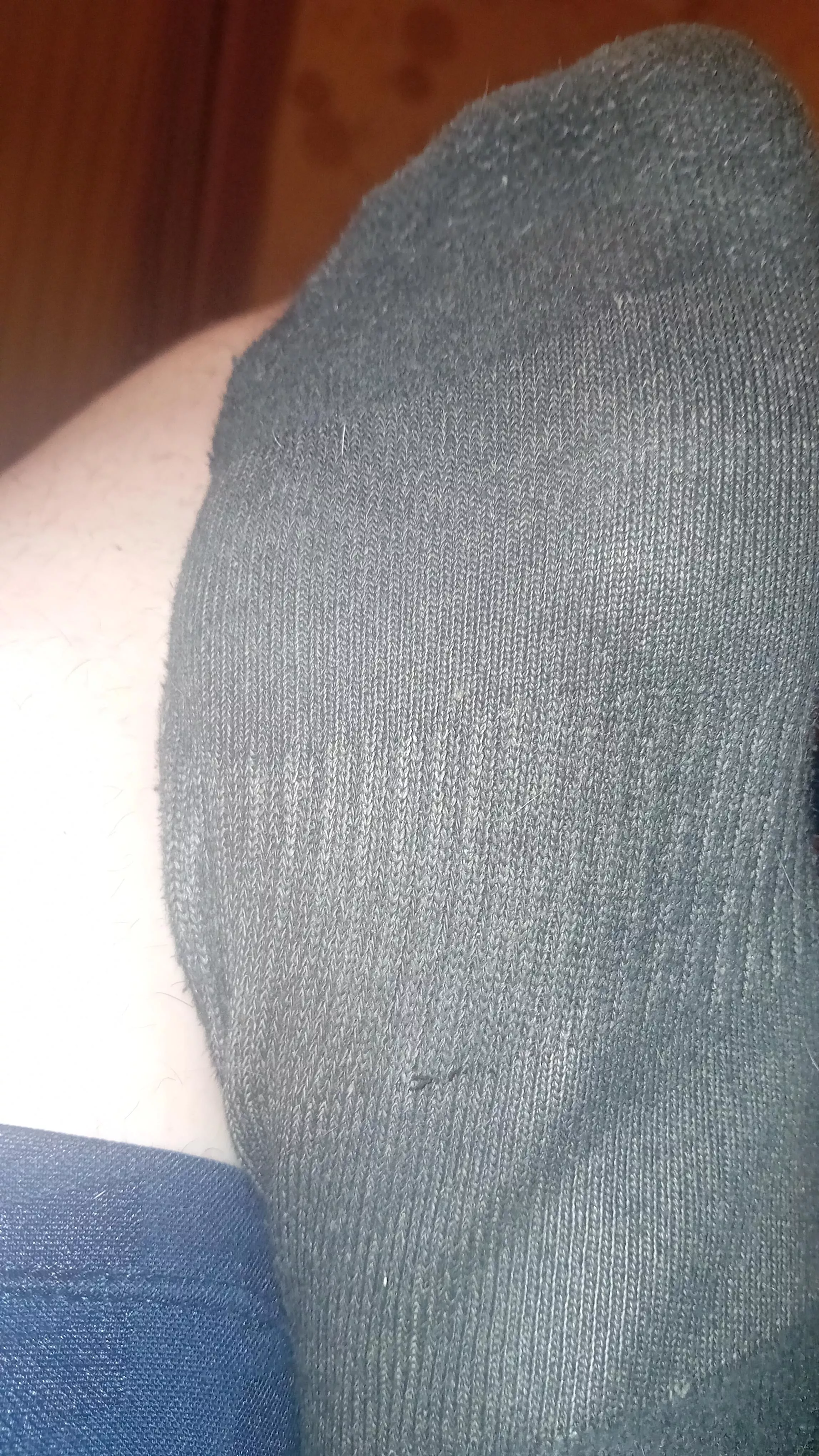 still wearing these after like a week, they are very stinky and stink the room out, anyone want them?