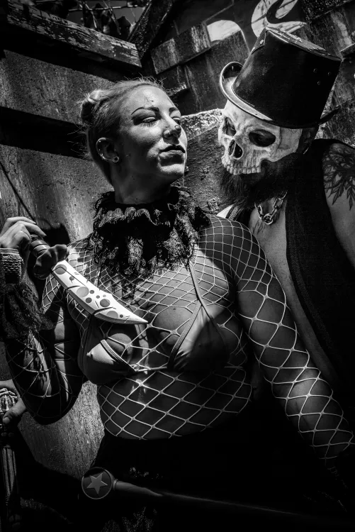 That's what i do. i clown, and i fuck things.