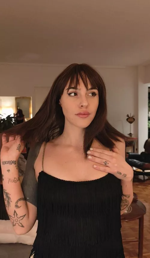 Wanna date a real hottie?