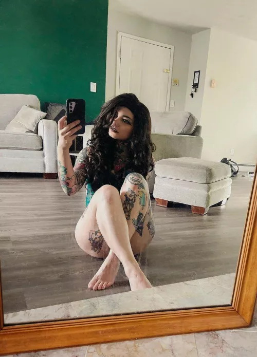 Wanted to say hi 🖤