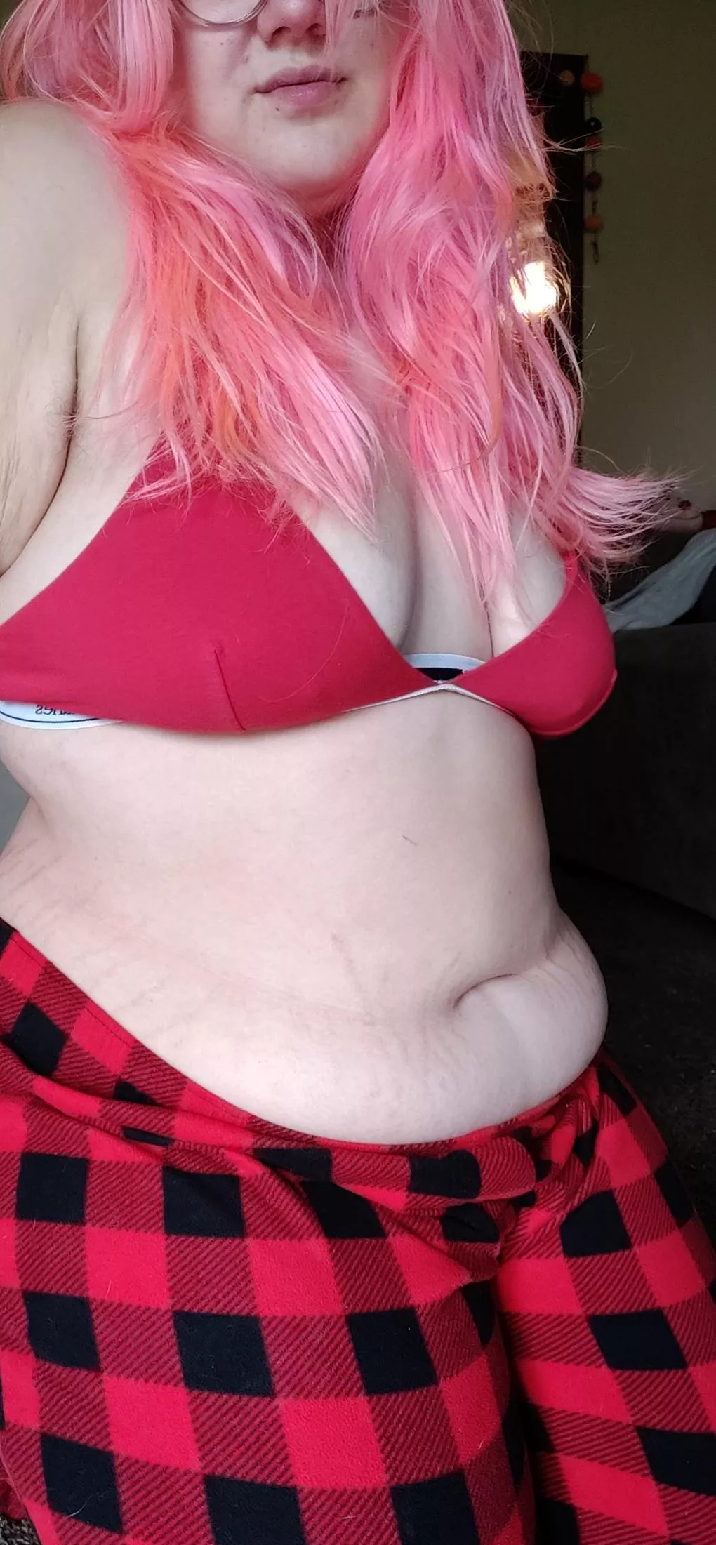 We still fucking with chubby girls???