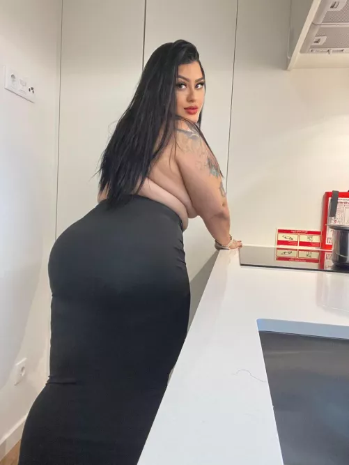 What will you do if I started riding your cock after our first date
