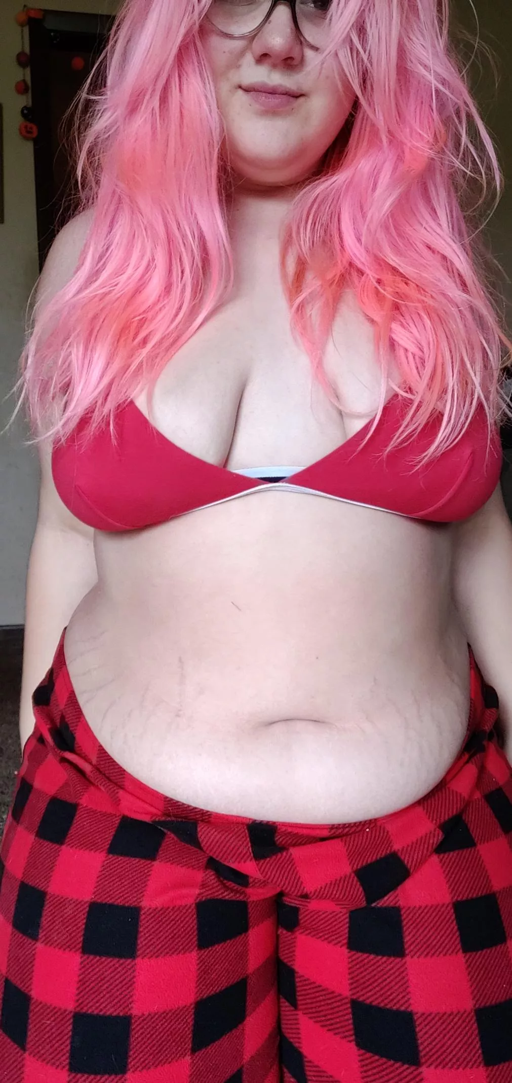 Who tryna get up in these insides??? 