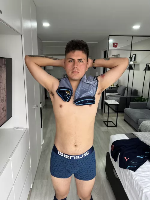 Would you dare to taste my soccer player's armpit?