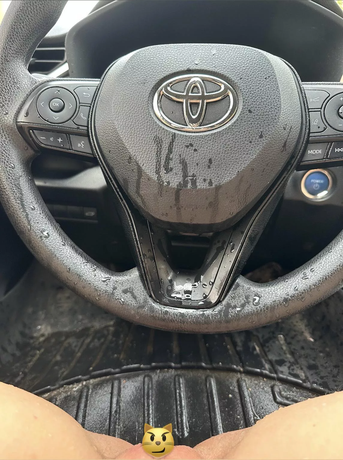 Would you lick the steering wheel? 👅💦