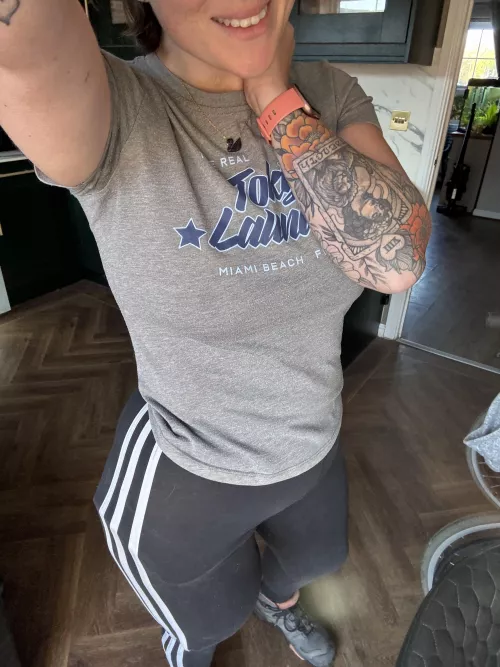 You know where to subscribe too if you want to see with no clothes on 😉