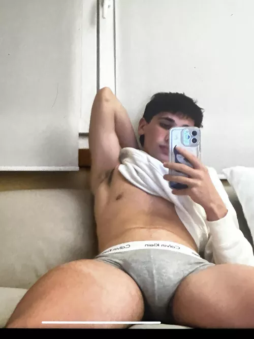 [19] what would you lick first?