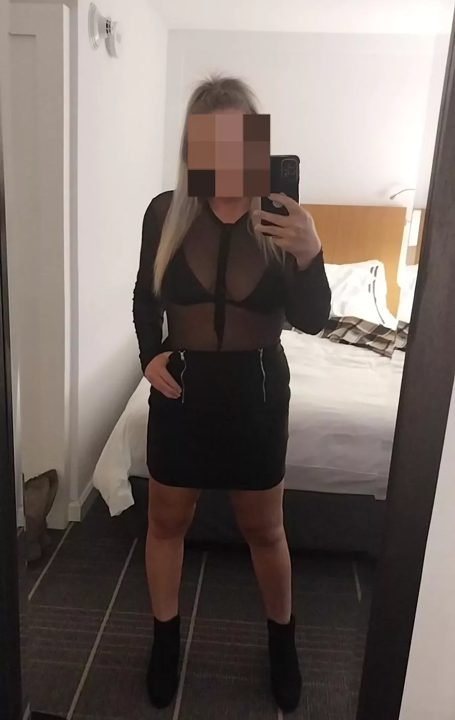 35 [F4M] #Aiken Backkk after vacation. Looking for a couple of guys to eat me & use toys while the others watch? ☔☔