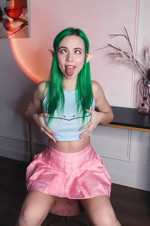 A good girl has no brains and a wet mouth