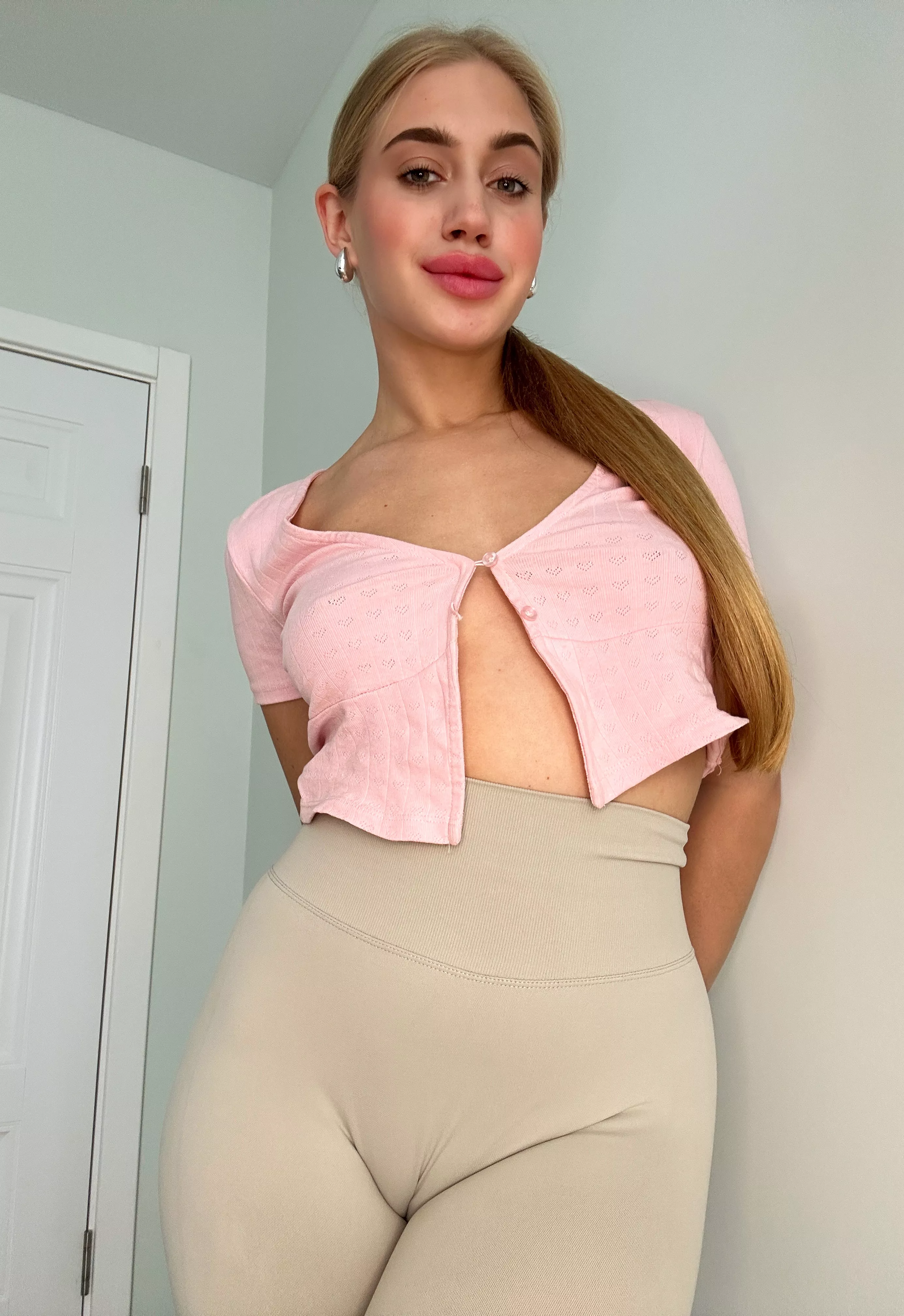 Can you describe my cameltoe in just one word