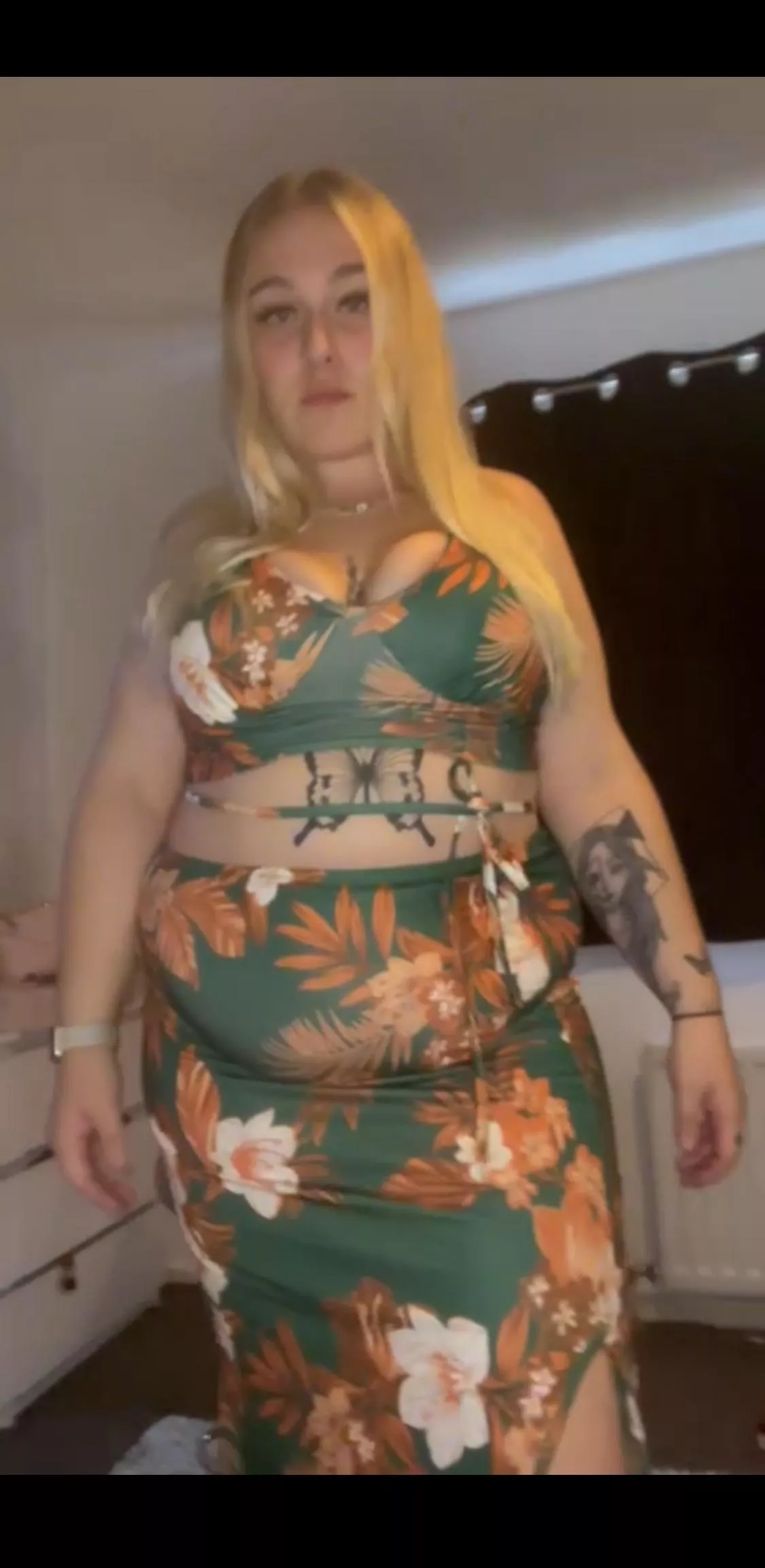 Can’t believe I got this dress on 😱