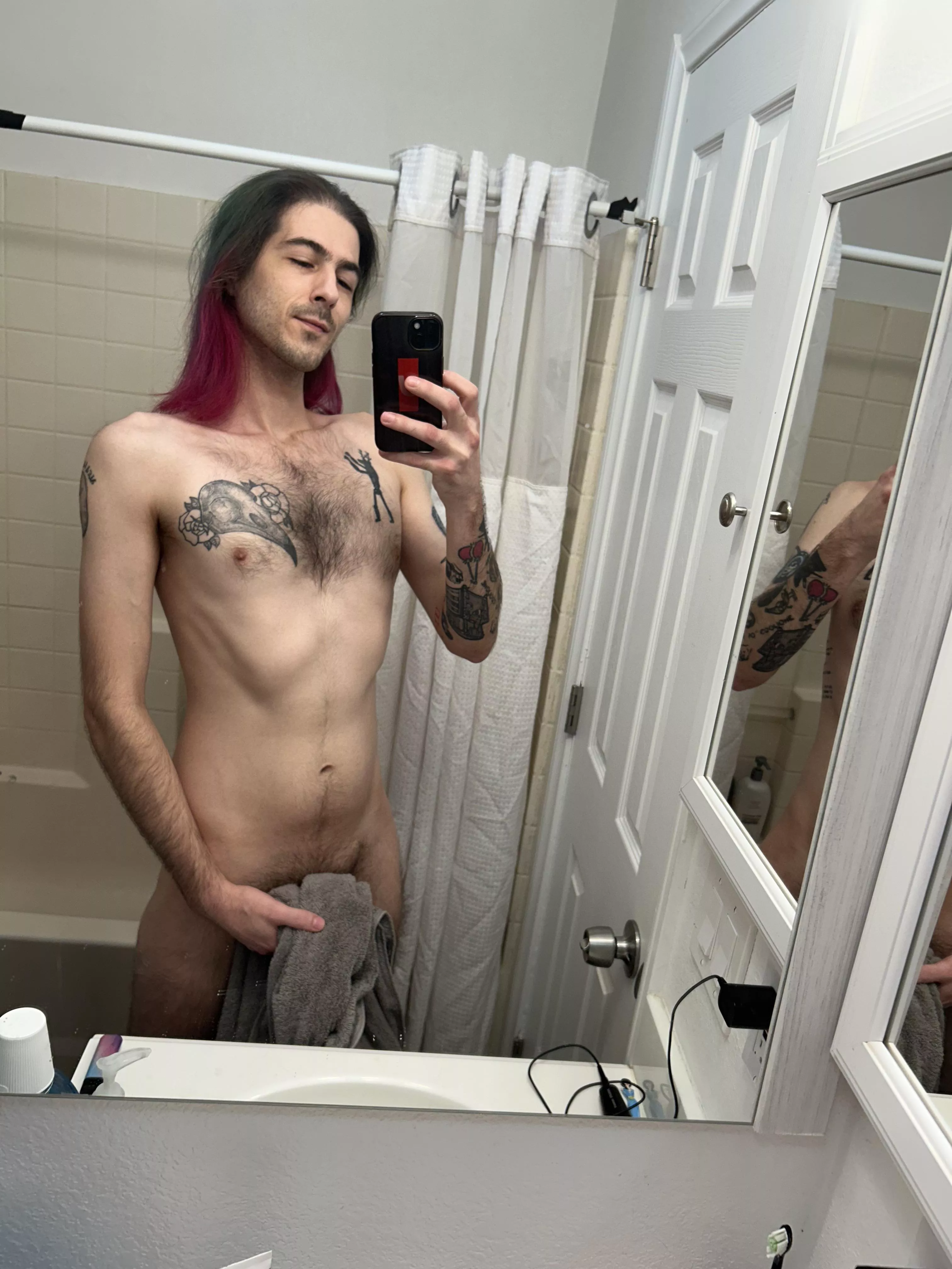 don’t be shy 🥰💋 say hi! 💜