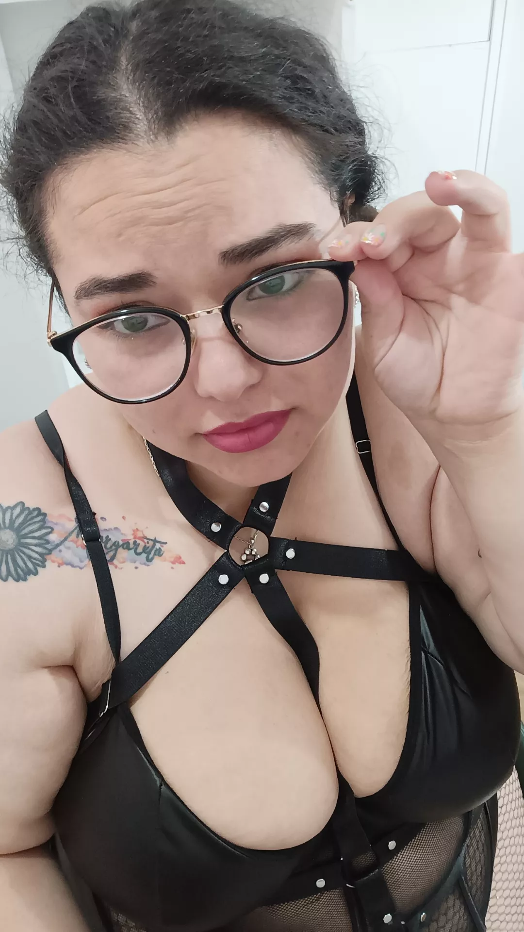 Even though I have my glasses on, it's hard for me to see your little thing. 