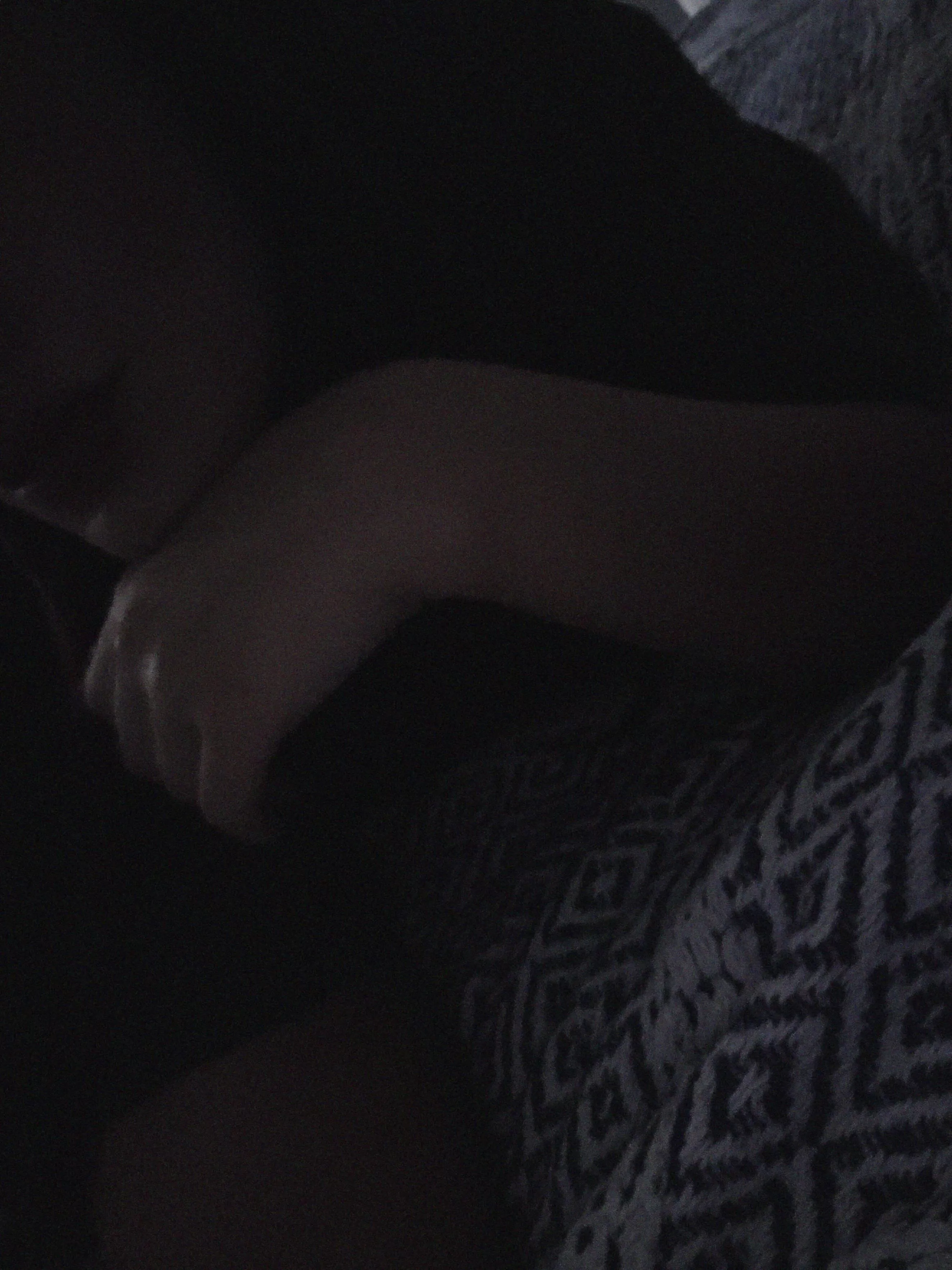 Exhausted but lonely. anyone up for some laid back chats???