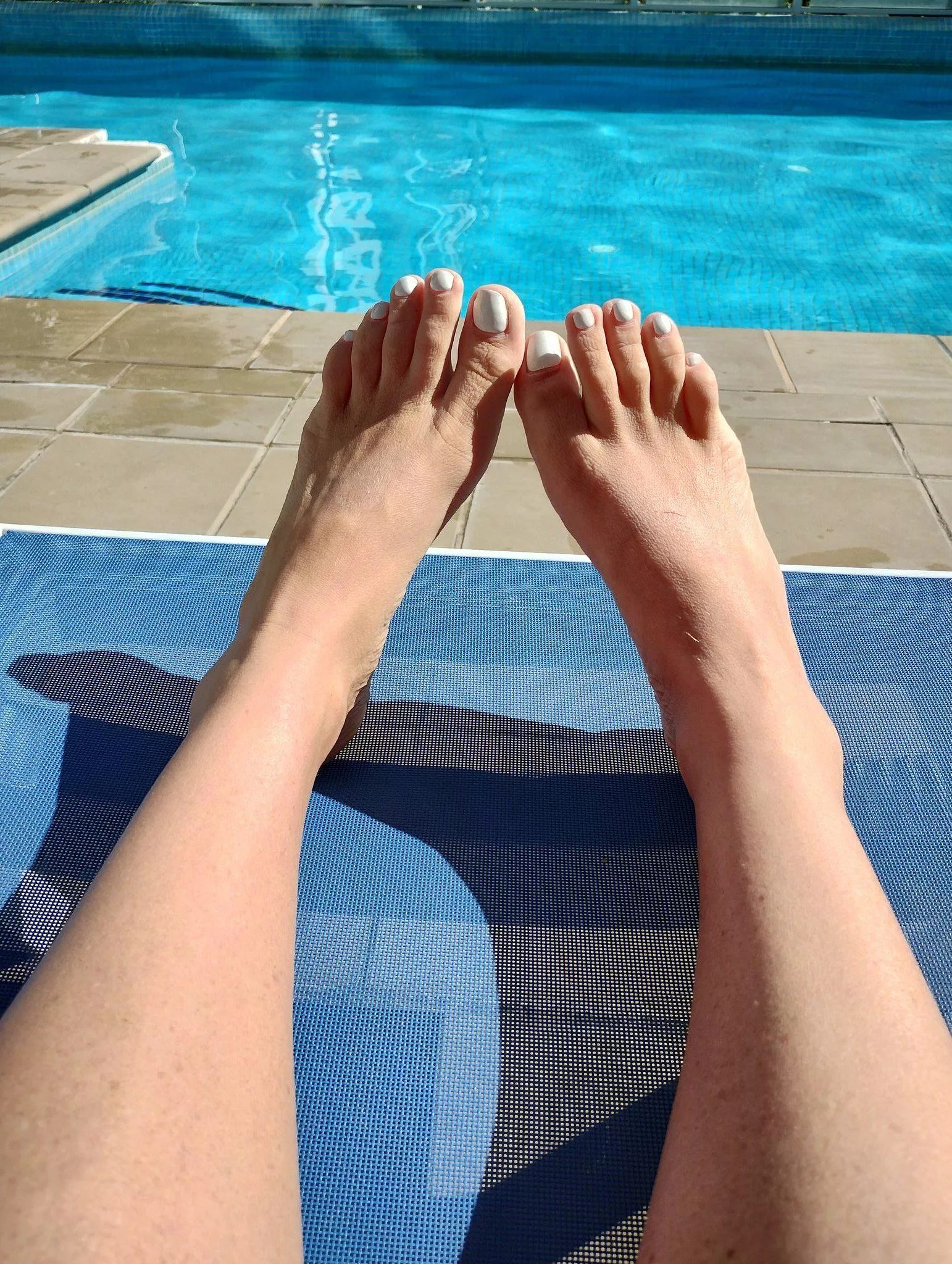 Feet so good you're Weak to your knees 