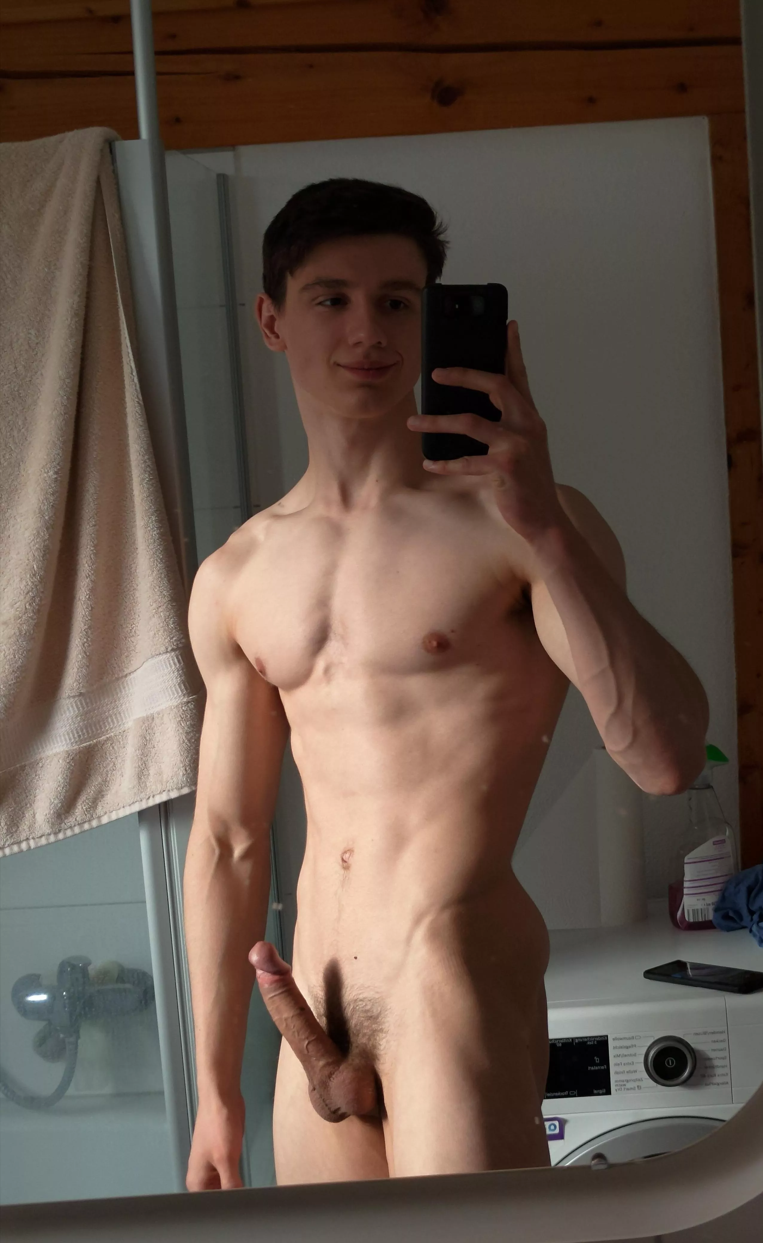 fresh out the shower 🚿