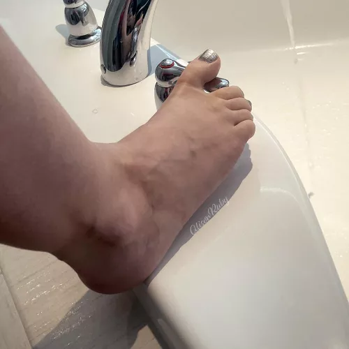 Gotta dip my toe in, but I bet the water is just right! [feet]