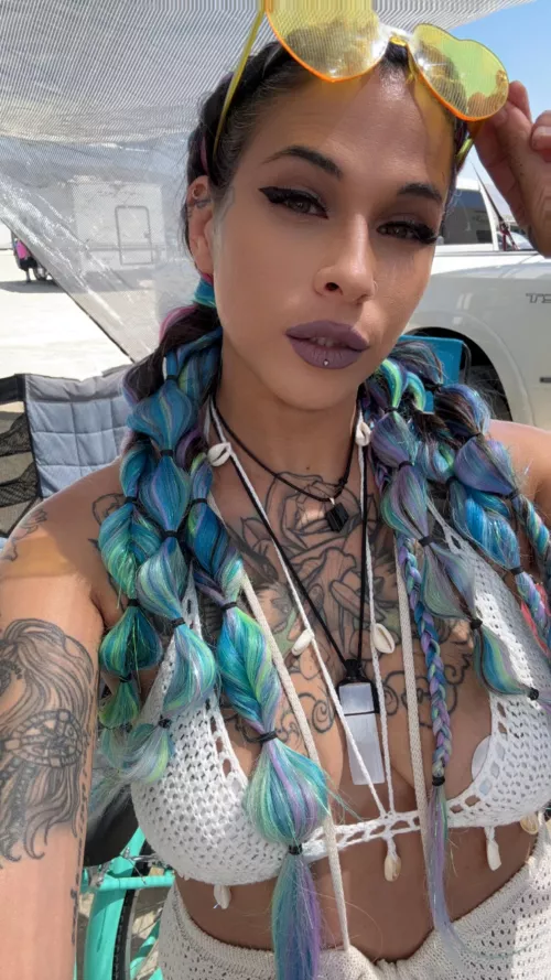 Hey there ! Feeling cute today