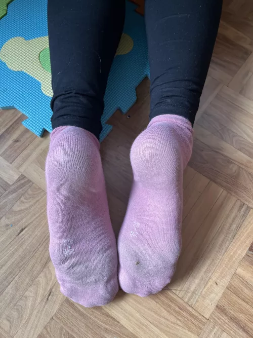 I know you want to smell them… [f]