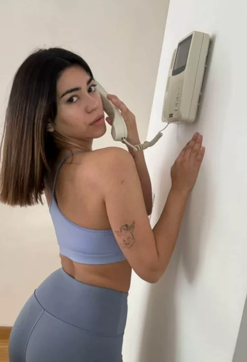 If you think I’m distracting in the office, wait till you see me outside.