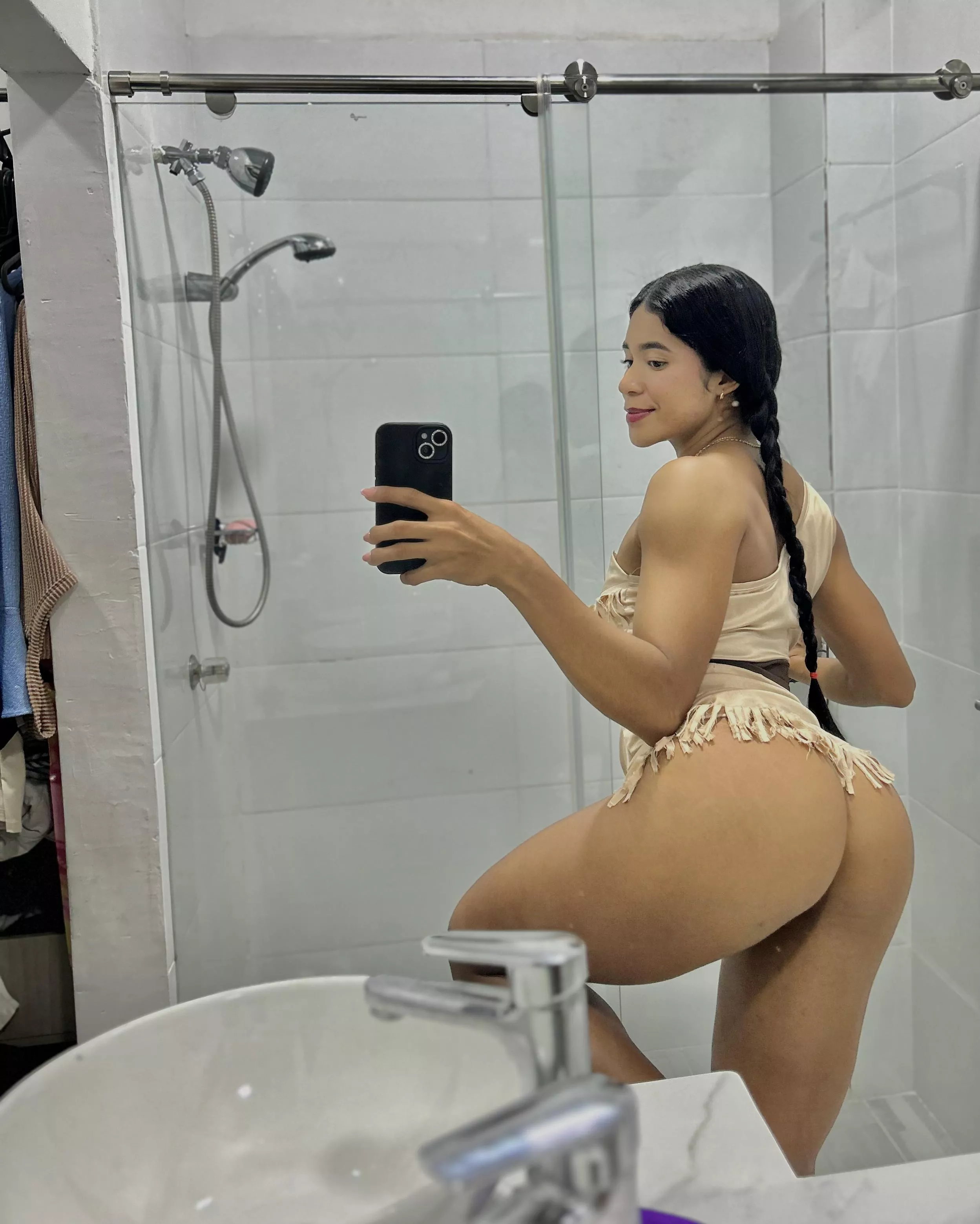 I'm just a native American Pocahontas cosplay ready to bend over