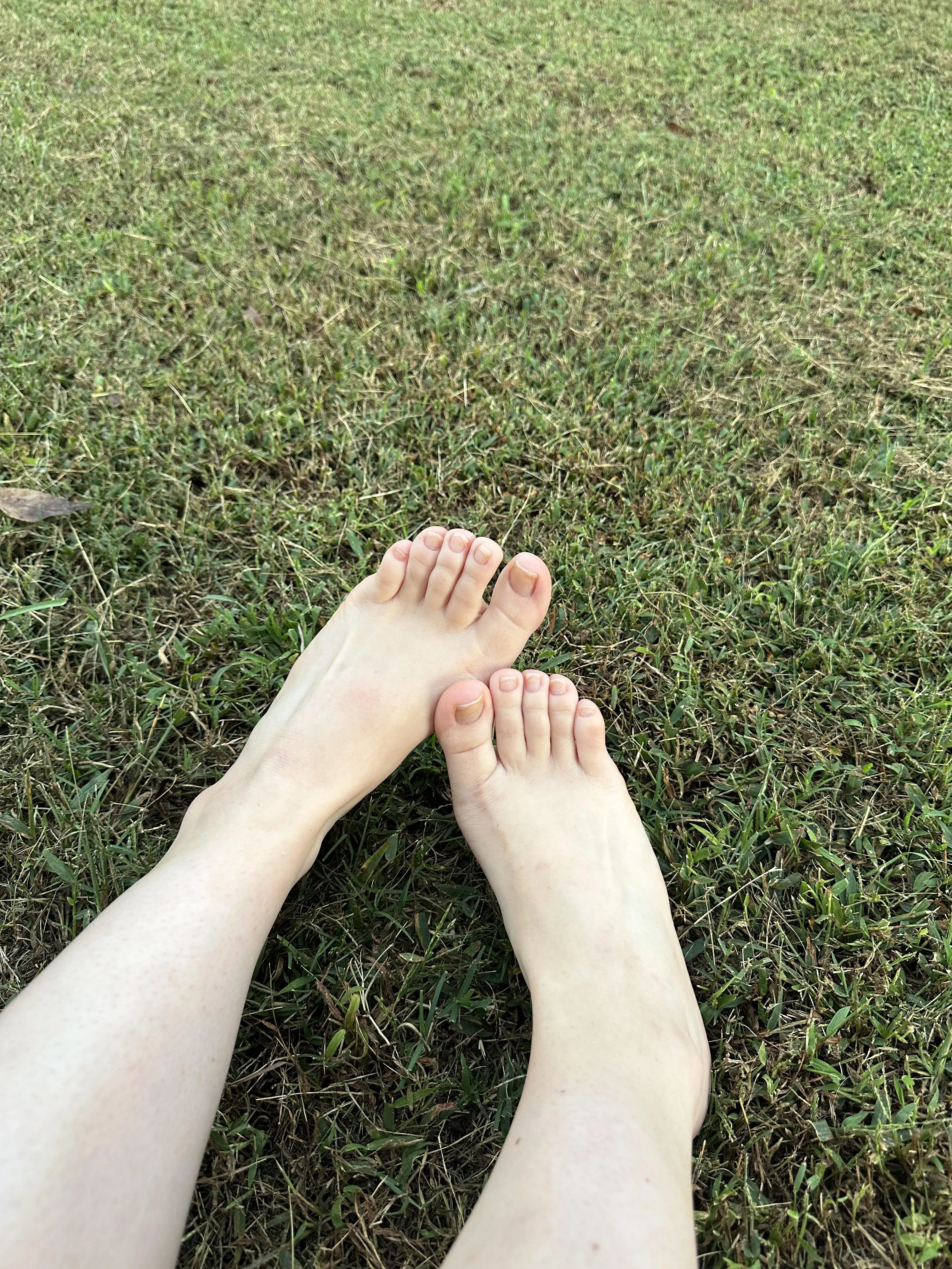 My feet love green grass
