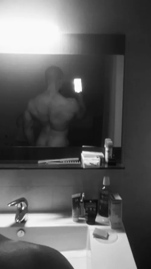 Ricordatevi di allenare la schiena ragazzi <3