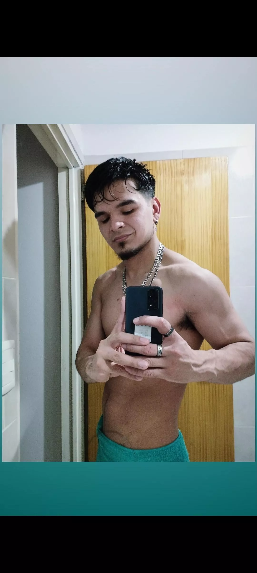 Someone to play with me for a while?