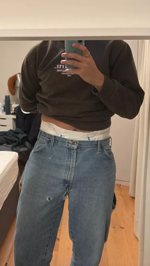 They’re just my boxers ! 😌