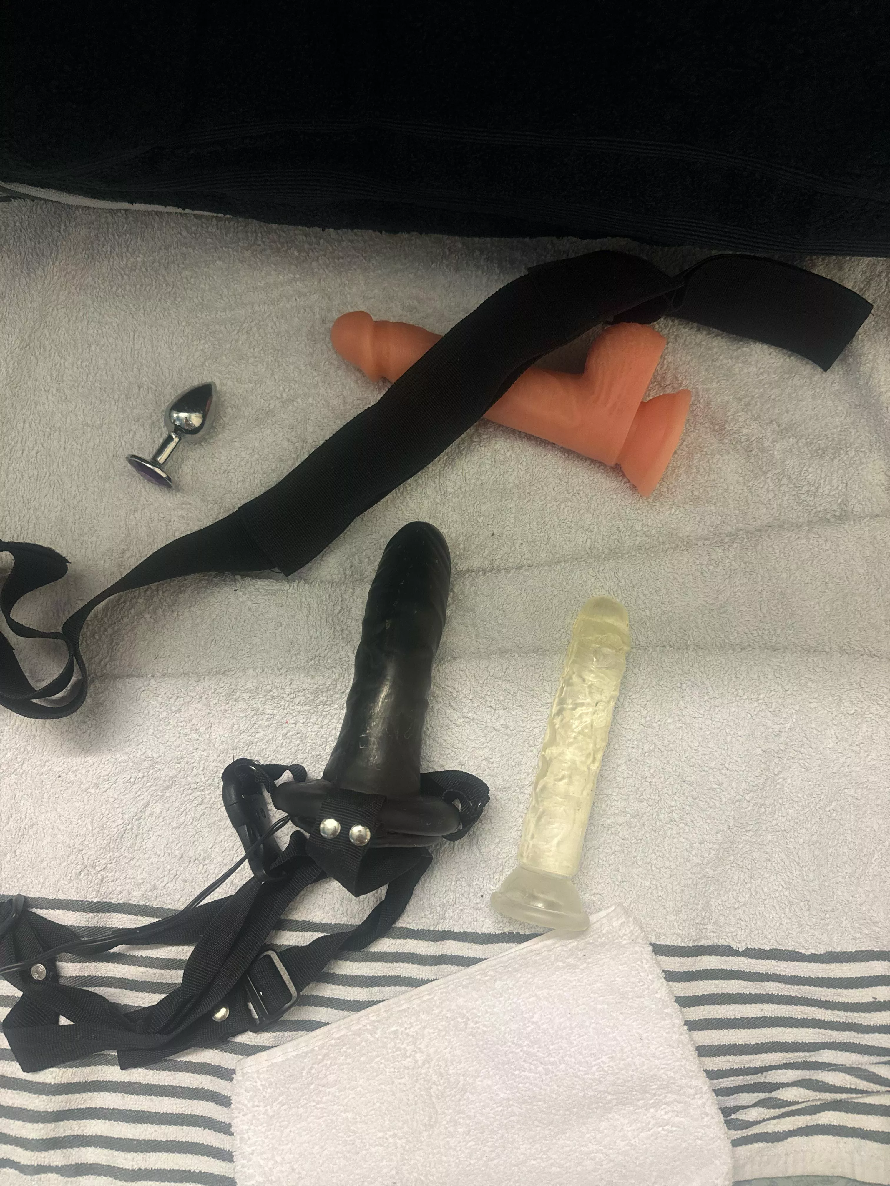 Vaken o leker med leksaker😩