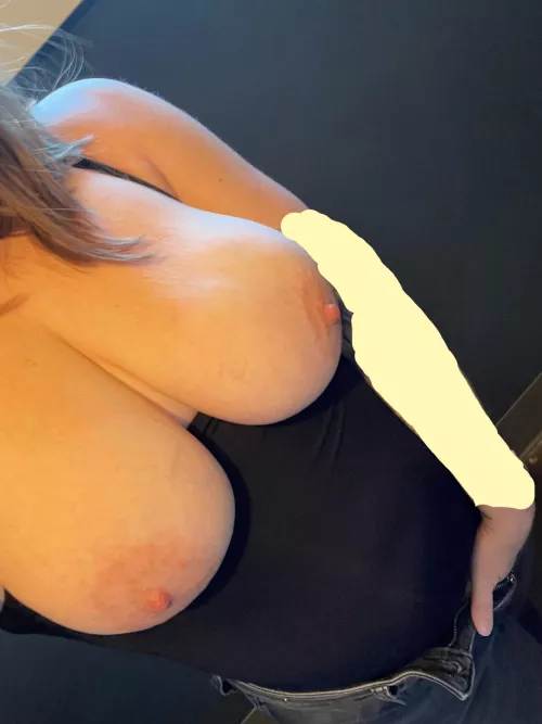 When the lighting hits those beautiful stretch marks…