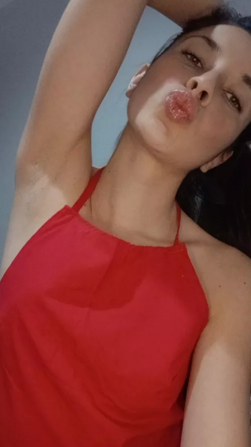 Would you date a girl who has an armpit fetish like me?
