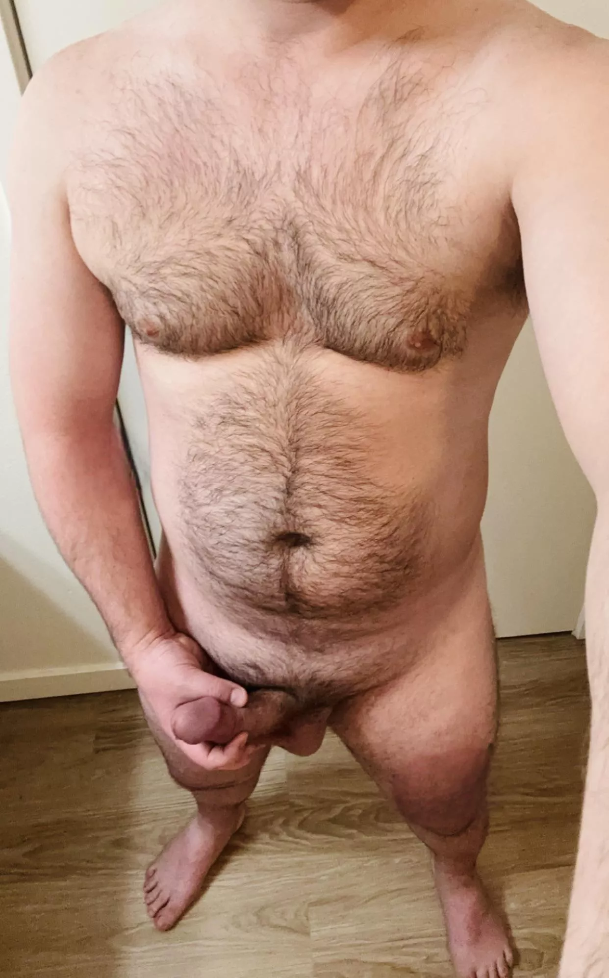 [30] any bros like a dad bod