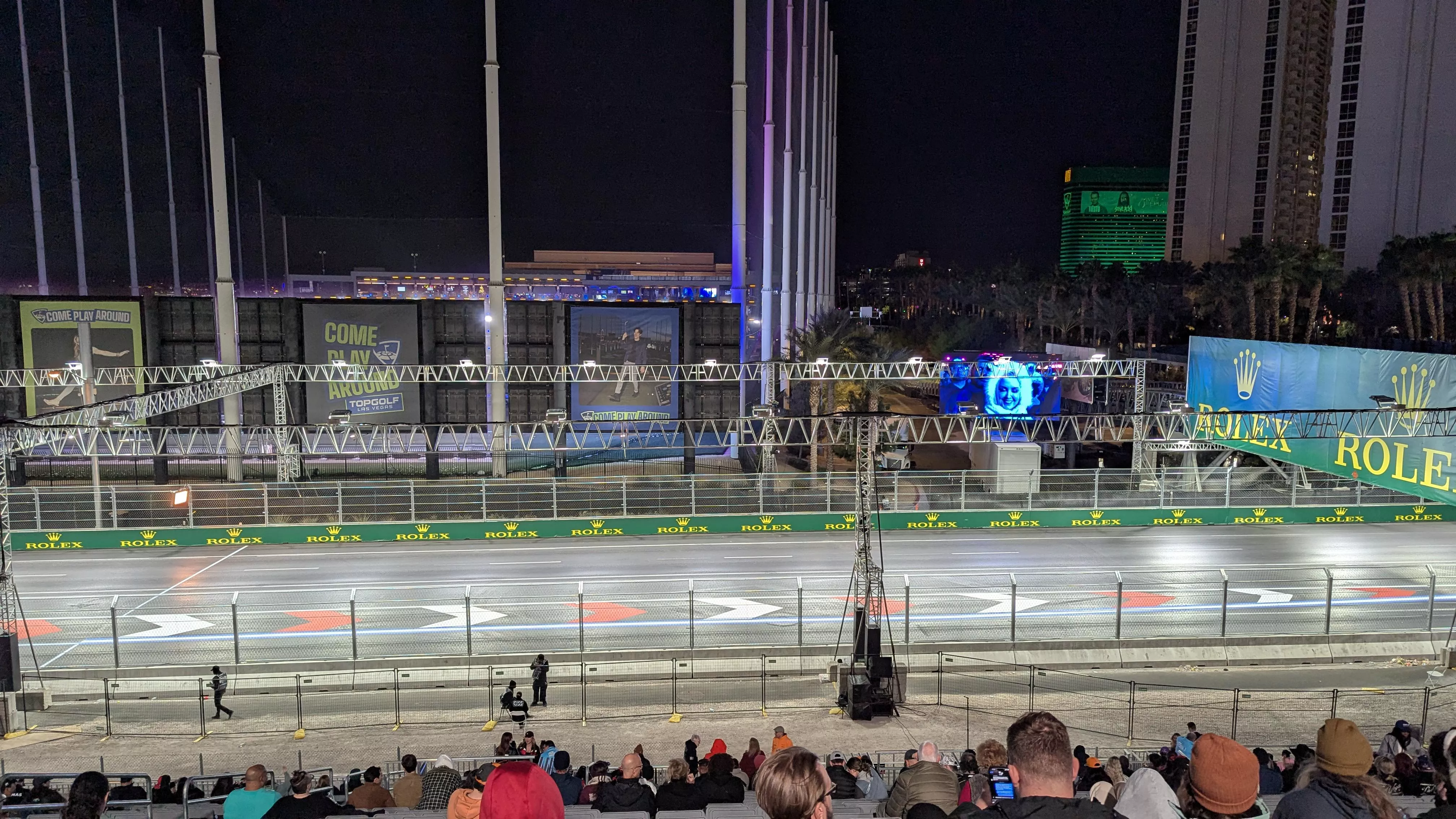 34M 4 Couple/Single Female 