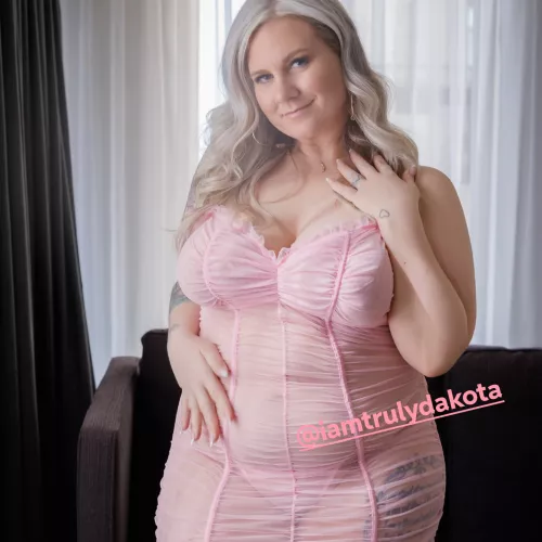 43[F4M][F4A] Toronto, Canada Sensual MILF for Big Beautiful Cock