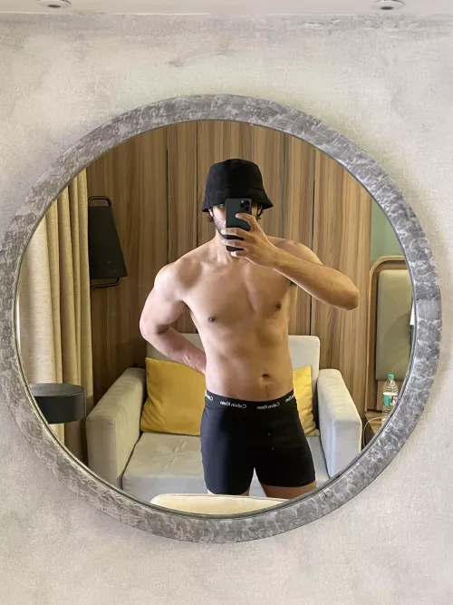 Cut further for abs or lean bulk? 