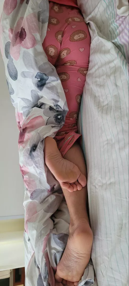 enjoy your friend's pajamas🦔🧸🎈