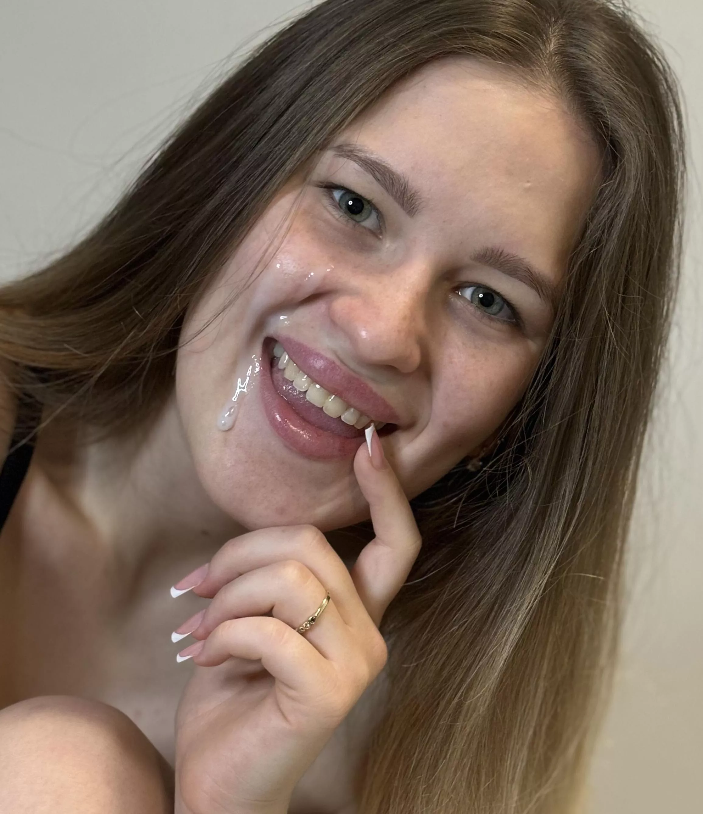 I don't let my husband cum on my face