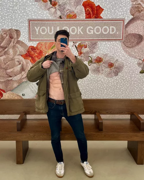 Kind mirror, very encouraging. 