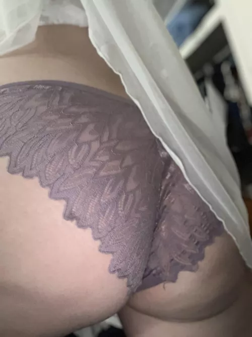 Love these purple lacy undies, they make me feel so sexy