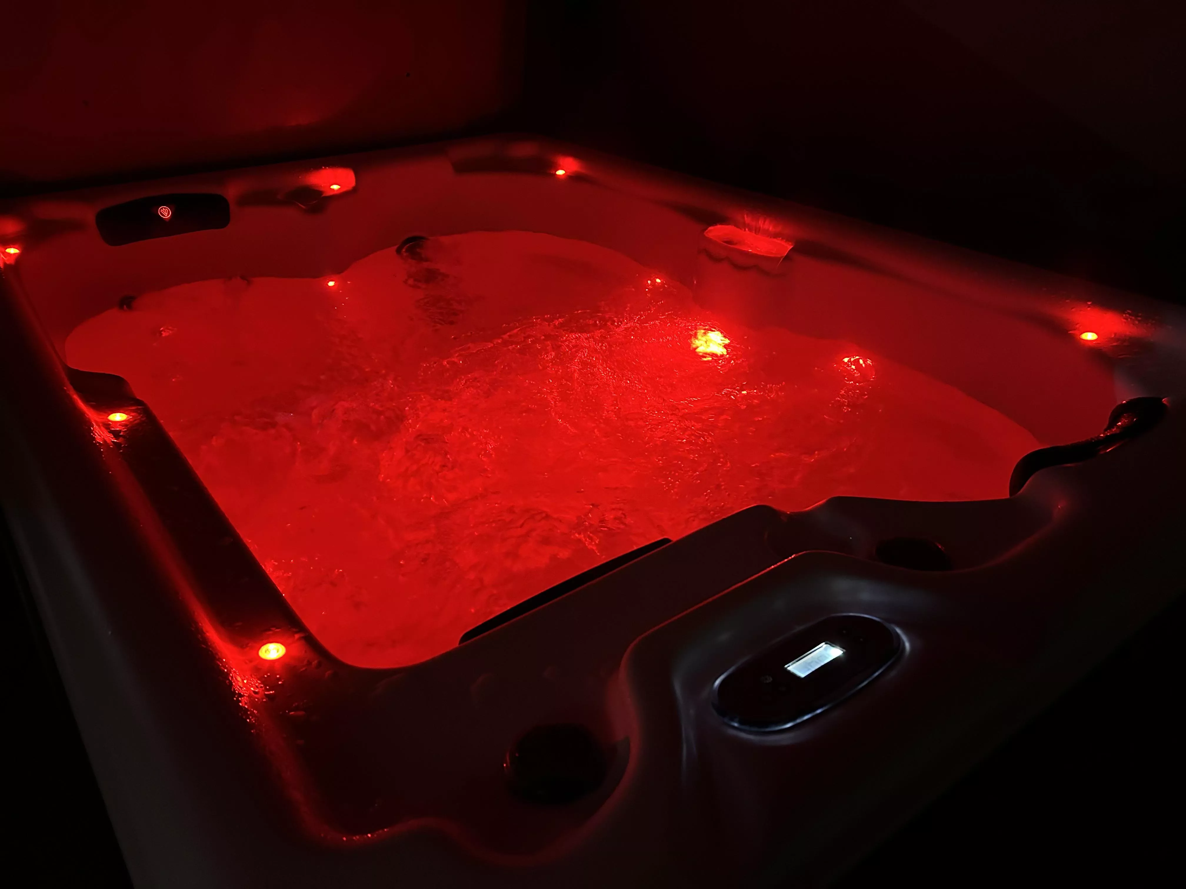 [MF4MF] Longmont - M35/F33, iso another couple to share our new hot tub with