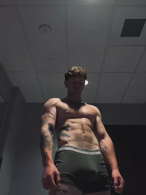 Ready to worship a 6'2