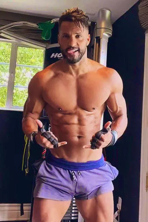Ricky Whittle, British actor